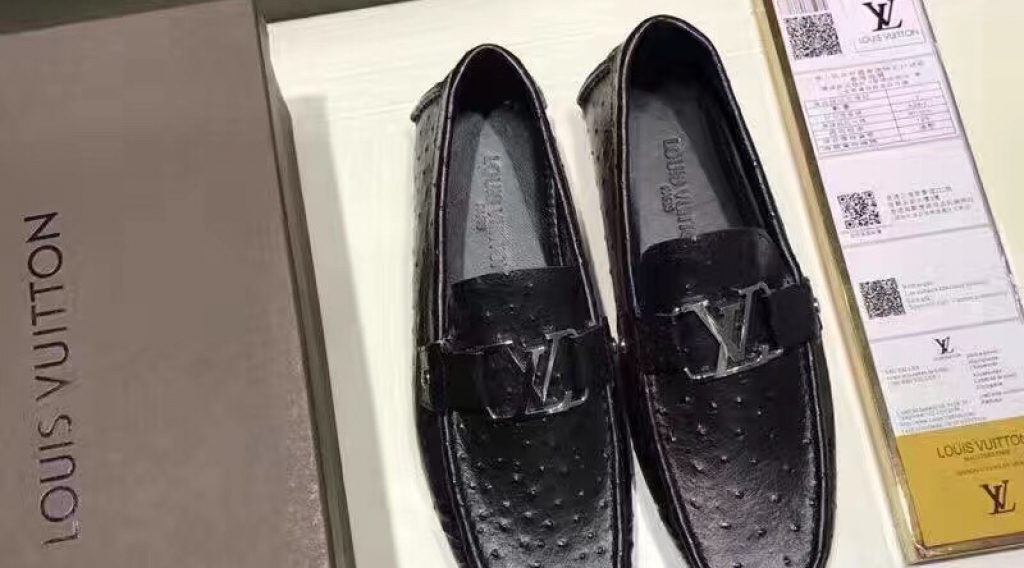 giay luoi nam lv da cda dieu sieu cap GNLV0063 3 1024x568 - Gi&agrave;y Lười Nam Louis Vuitton Si&ecirc;u Cấp GNLV0063
