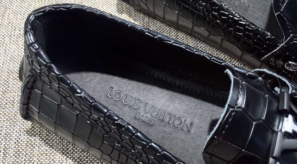 giay luoi nam lv sieu cap glnlv0019 3 1024x568 - Gi&agrave;y Lười Nam Louis Vuitton Si&ecirc;u Cấp GNLV0019