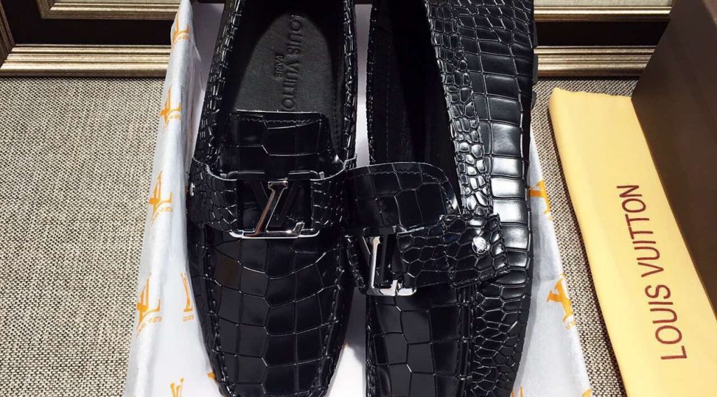 giay luoi nam lv sieu cap glnlv0019 8 1024x568 - Gi&agrave;y Lười Nam Louis Vuitton Si&ecirc;u Cấp GNLV0019