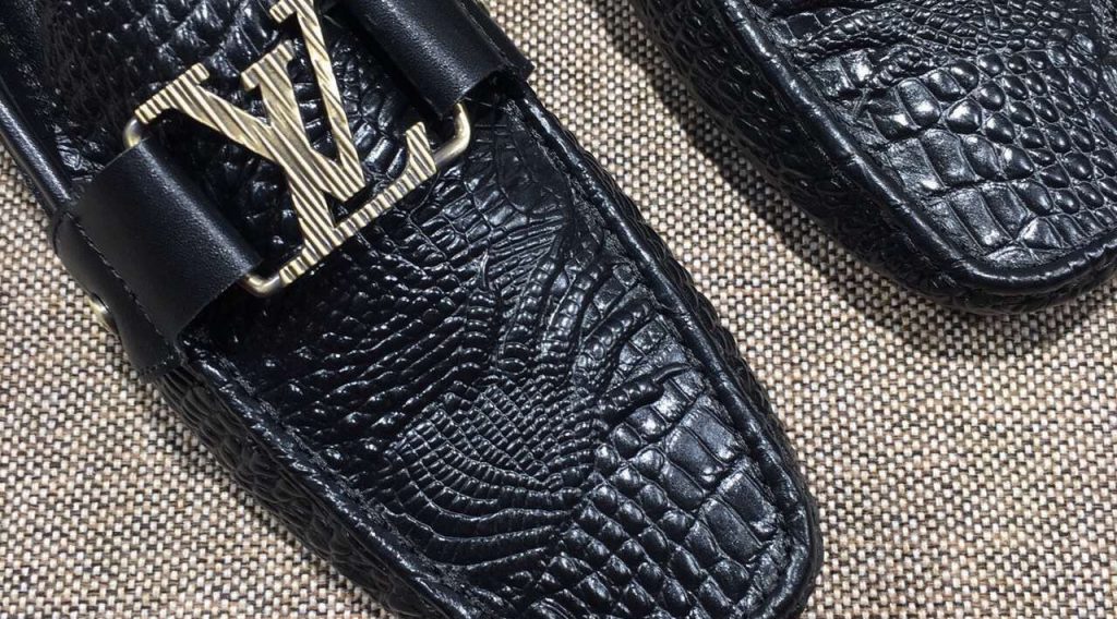 giay luoi nam lv sieu cap glnlv0021 6 1024x568 - Gi&agrave;y Lười Nam Louis Vuitton Si&ecirc;u Cấp GNLV0021