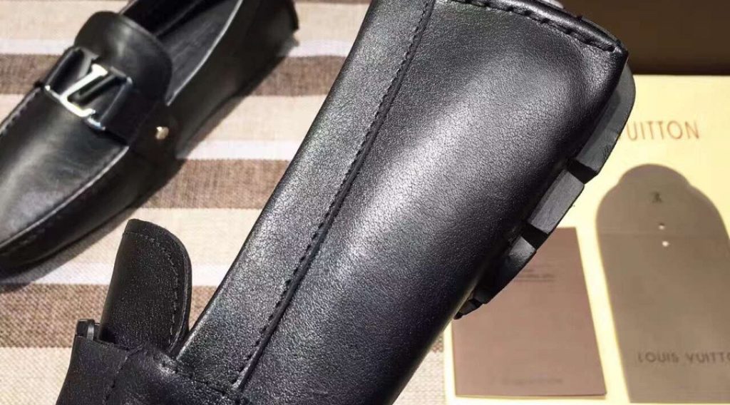 giay luoi nam lv sieu cap glnlv0024 2 1024x568 - Gi&agrave;y Lười Nam Louis Vuitton Si&ecirc;u Cấp GNLV0024