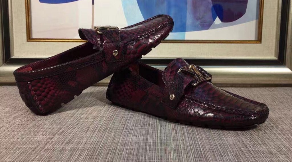 giay luoi nam lv sieu cap glnlv0025 8 1024x568 - Gi&agrave;y Lười Nam Louis Vuitton Si&ecirc;u Cấp GNLV0025
