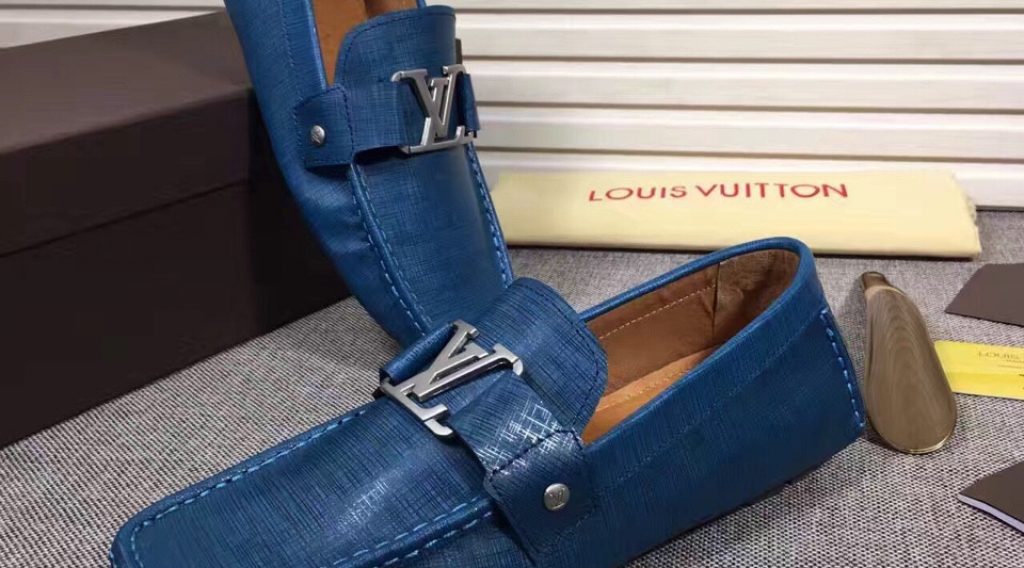 giay luoi nam lv sieu cap glnlv0027 2 1024x568 - Gi&agrave;y Lười Nam Louis Vuitton Si&ecirc;u Cấp GNLV0027