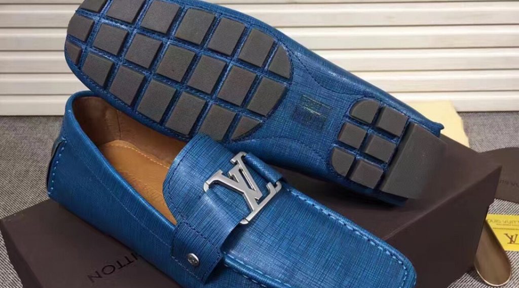giay luoi nam lv sieu cap glnlv0027 8 1024x568 - Gi&agrave;y Lười Nam Louis Vuitton Si&ecirc;u Cấp GNLV0027