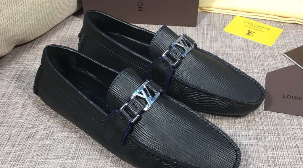 giay luoi nam lv sieu cap glnlv0028 9 1024x568 - Gi&agrave;y Lười Nam Louis Vuitton Si&ecirc;u Cấp GNLV0028