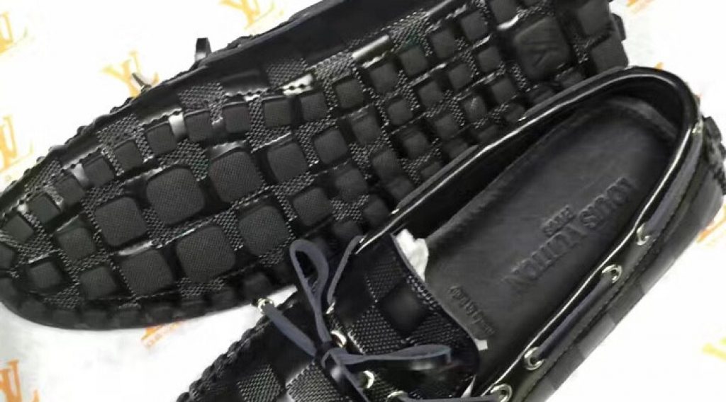 giay luoi nam lv sieu cap glnlv0035 2 1024x568 - Gi&agrave;y Lười Nam Louis Vuitton Si&ecirc;u Cấp GNLV0035