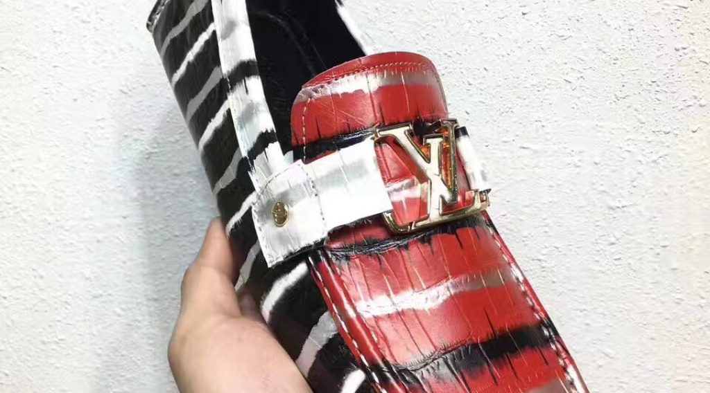 giay luoi nam lv sieu cap gnlv0054 7 1024x568 - Gi&agrave;y Lười Nam Louis Vuitton Si&ecirc;u Cấp GNLV0054