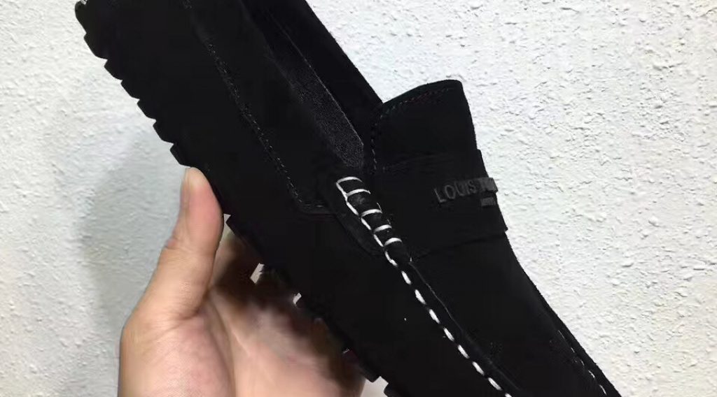 giay luoi nam lv sieu cap gnlv0056 6 1024x568 - Gi&agrave;y Lười Nam Louis Vuitton Si&ecirc;u Cấp GNLV0056