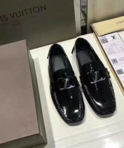 Giày Tây Nam Louis Vuitton Siêu Cấp GNLV0061 giay luoi nam lv sieu cap gnlv0061 247x296 - Giày Tây Nam Louis Vuitton Siêu Cấp GNLV0061
