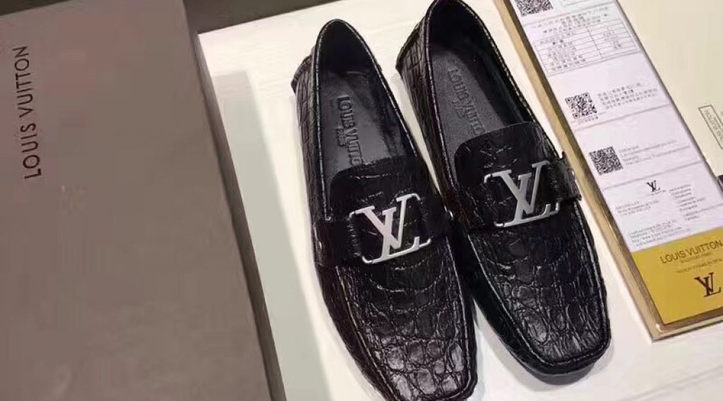 giay moi nam lv sieu cap gnlv0058 3 1024x568 - Gi&agrave;y Lười Nam Louis Vuitton Si&ecirc;u Cấp GNLV0058