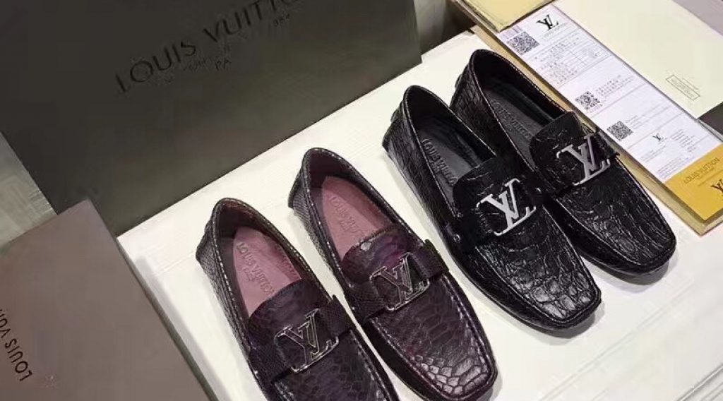 giay moi nam lv sieu cap gnlv0058 4 1024x568 - Gi&agrave;y Lười Nam Louis Vuitton Si&ecirc;u Cấp GNLV0058