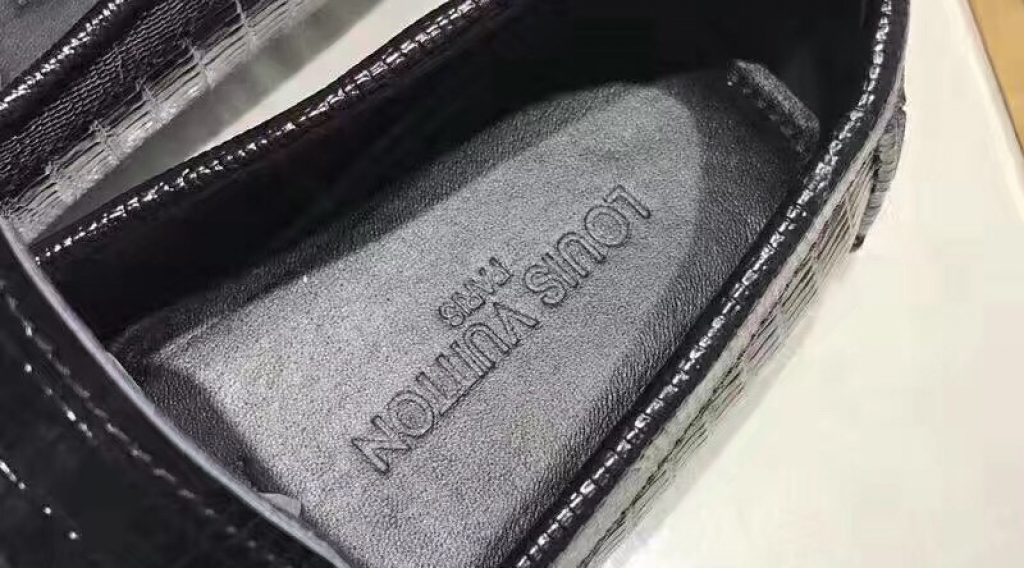 giay moi nam lv sieu cap gnlv0064 5 1024x568 - Gi&agrave;y Lười Nam Louis Vuitton Si&ecirc;u Cấp GNLV0064