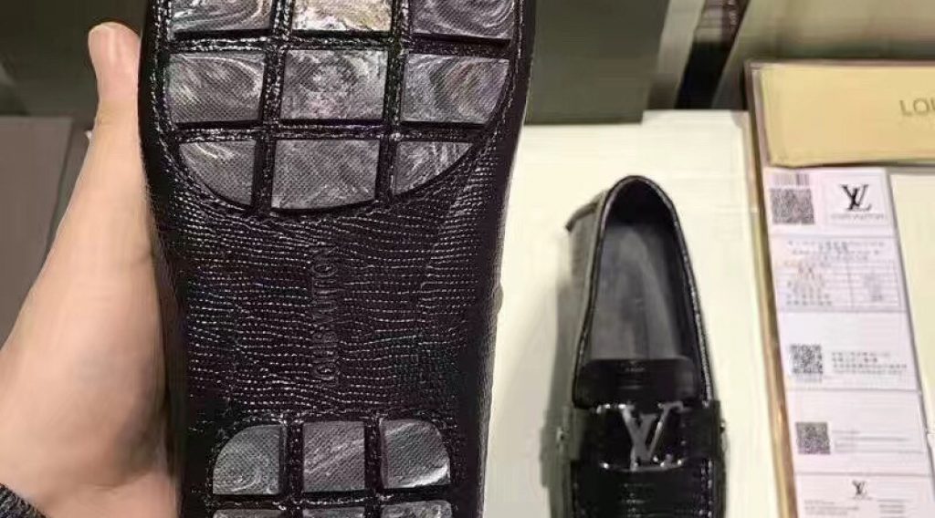 giay moi nam lv sieu cap gnlv0064 8 1024x568 - Gi&agrave;y Lười Nam Louis Vuitton Si&ecirc;u Cấp GNLV0064