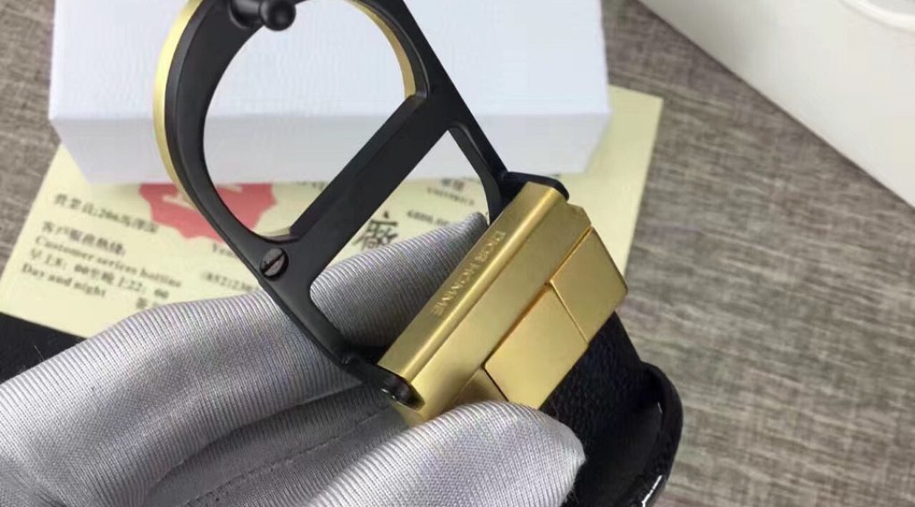 that lung nam christian dior tlncd0001 1024x568 - Thắt Lưng Nam Dior Si&ecirc;u C&acirc;p TLNDO0001