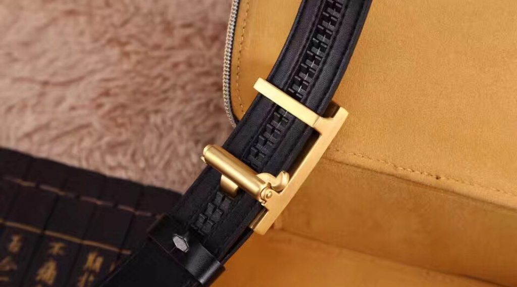 that lung nam gucci sieu cap tlngc0012 3 1024x568 - Thắt Lưng Nam Gucci Si&ecirc;u Cấp TLNGC0012