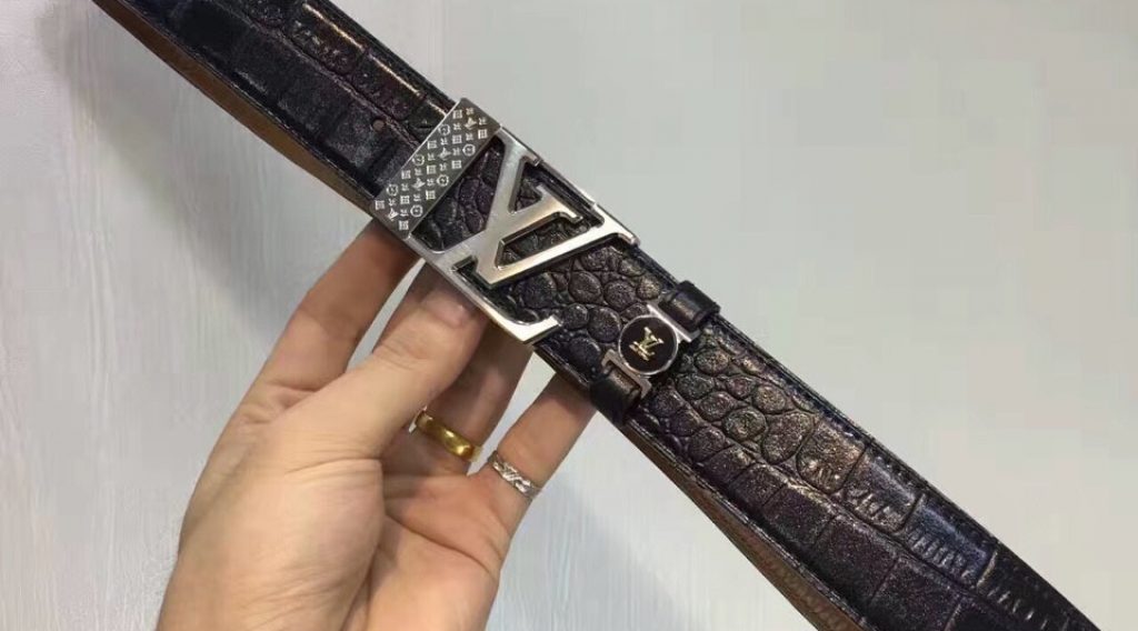 that lung nam lv sieu cap tlnlv0034 6 1024x568 - Thắt Lưng Nam Louis Vuitton Si&ecirc;u Cấp TLNLV0034