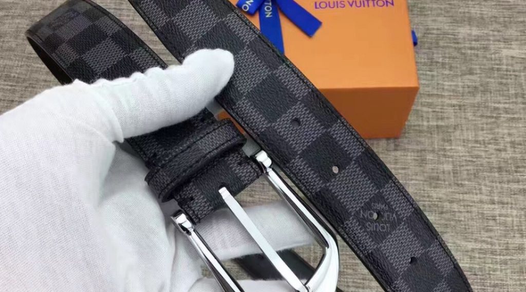 that lung nam lv sieu cap tlnlv0035 7 1024x568 - Thắt Lưng Nam Louis Vuitton Si&ecirc;u Cấp TLNLV0035
