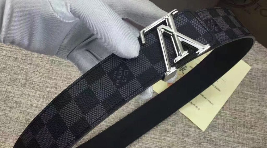 that lung nam lv sieu cap tlnlv0037 7 1024x568 - Thắt Lưng Nam Louis Vuitton Si&ecirc;u Cấp TLNLV0037