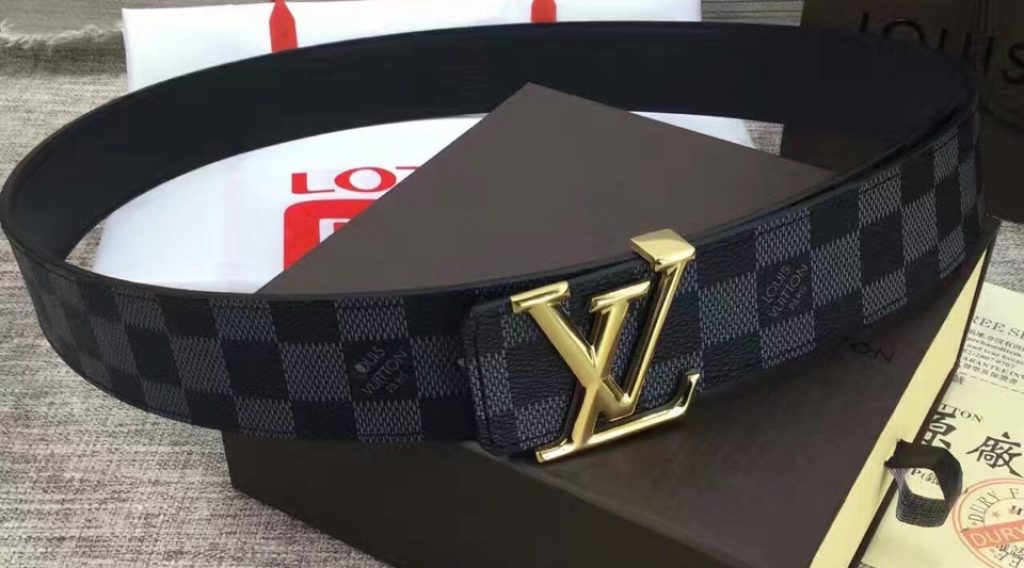 thắt lung nam lv siêu cấp that lung nam lv sieu cap tlnlv0038 4 1024x568 - Thắt Lưng Nam Louis Vuitton Siêu Cấp TLNLV0038