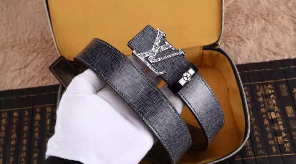 that lung nam lv tlnlv0015 3 1024x568 - Thắt Lưng Nam Louis Vuitton TLNLV0015
