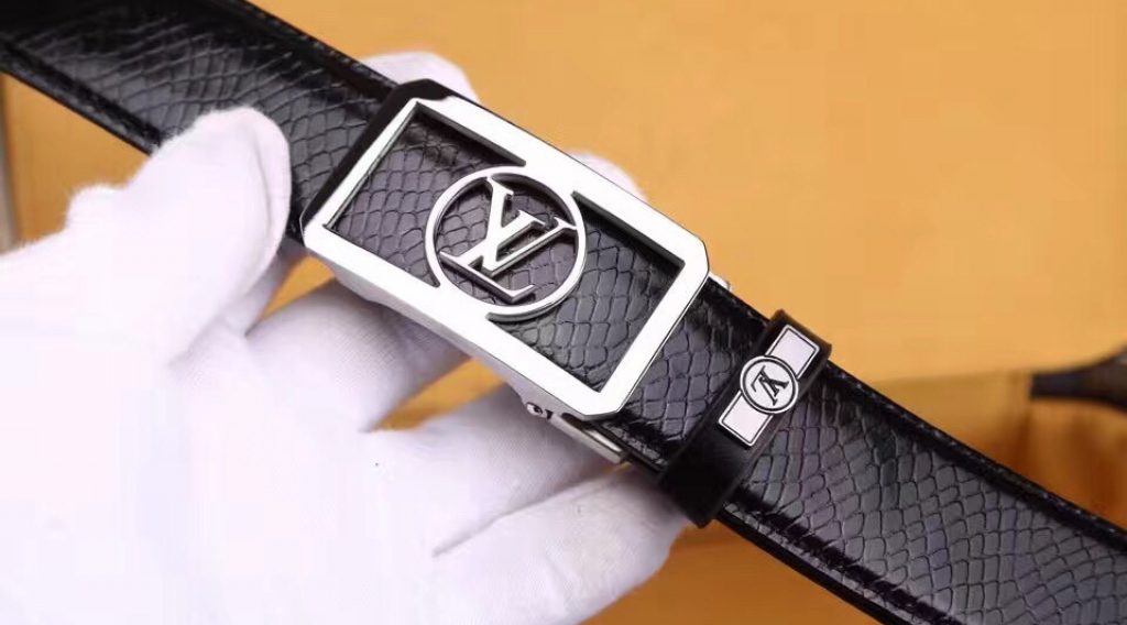 that lung nam lv tlnlv0021 2 1024x568 - Thắt Lưng Nam Louis Vuitton TLNLV0021