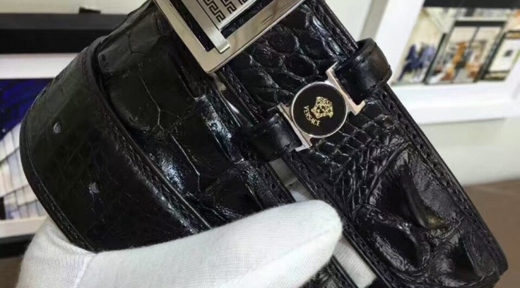 that lung nam versace sieu cap tlnvs0006 1024x568 - Thắt Lưng Nam Versace Si&ecirc;u Cấp TLNVS0006