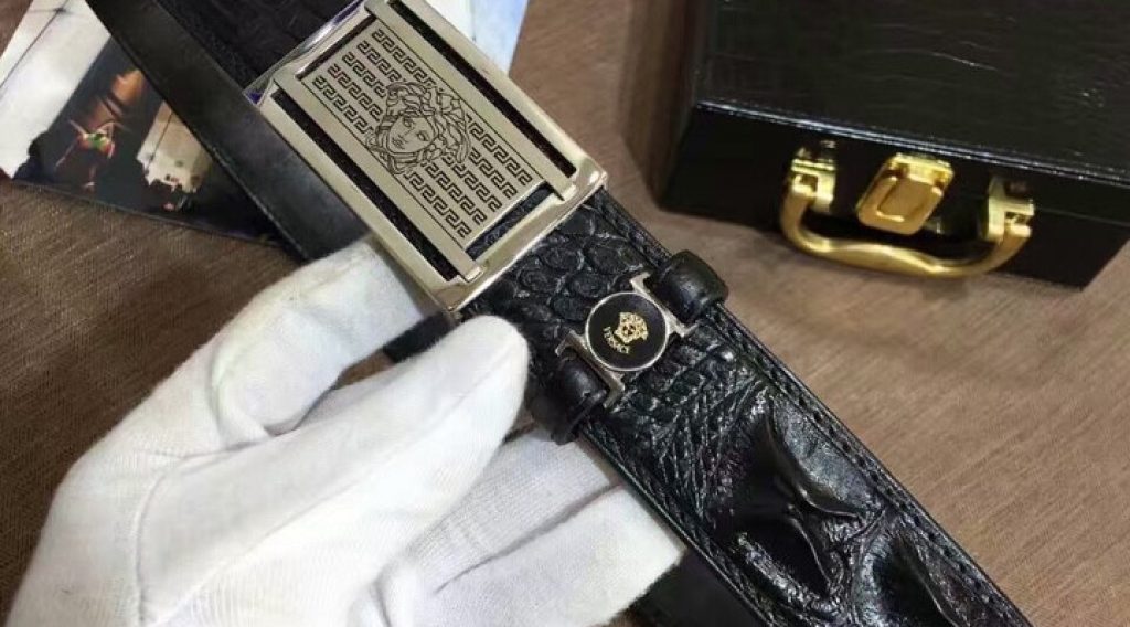 that lung nam versace sieu cap tlnvs0006 3 1024x568 - Thắt Lưng Nam Versace Si&ecirc;u Cấp TLNVS0006