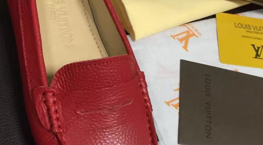 z638951657013 ccf14de40483a4b7393f7e1ba0f3c2d5 1024x568 - Gi&agrave;y Lười Nam Louis Vuitton Si&ecirc;u Cấp GNLV0033
