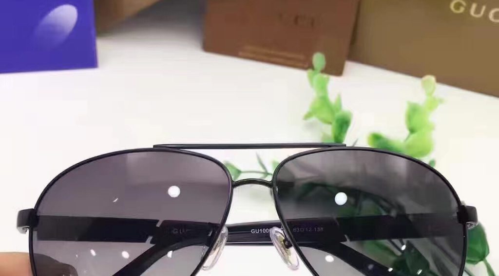mat kinh nam gucci sieu cap mkngc0005 3 1024x568 - Mắt K&iacute;nh Nam H&agrave;ng Hiệu Gucci MKNGC0005