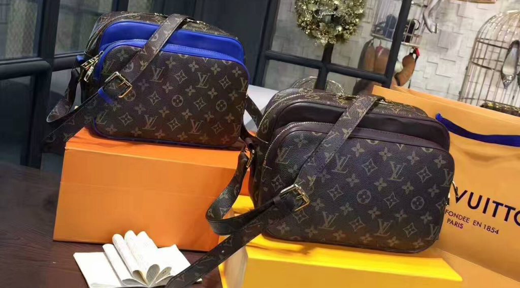 tui xach Louis Vuitton Monogram Canvas nil pm M95607 txlv0346 1024x568 - T&uacute;i X&aacute;ch Nam Louis Vuitton Si&ecirc;u Cấp TXNLV0036