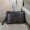 tui xach Louis vuitton monogram canvas handbag M11663 TXLV084 100x100 - Túi Xách Nam Louis Vuitton Siêu Cấp TXNLV0041