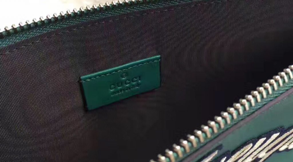 tui xach nam gucci sieu cap txngc0005 2 1024x568 - T&uacute;i X&aacute;ch Nam Gucci Si&ecirc;u Cấp TXNGC0005