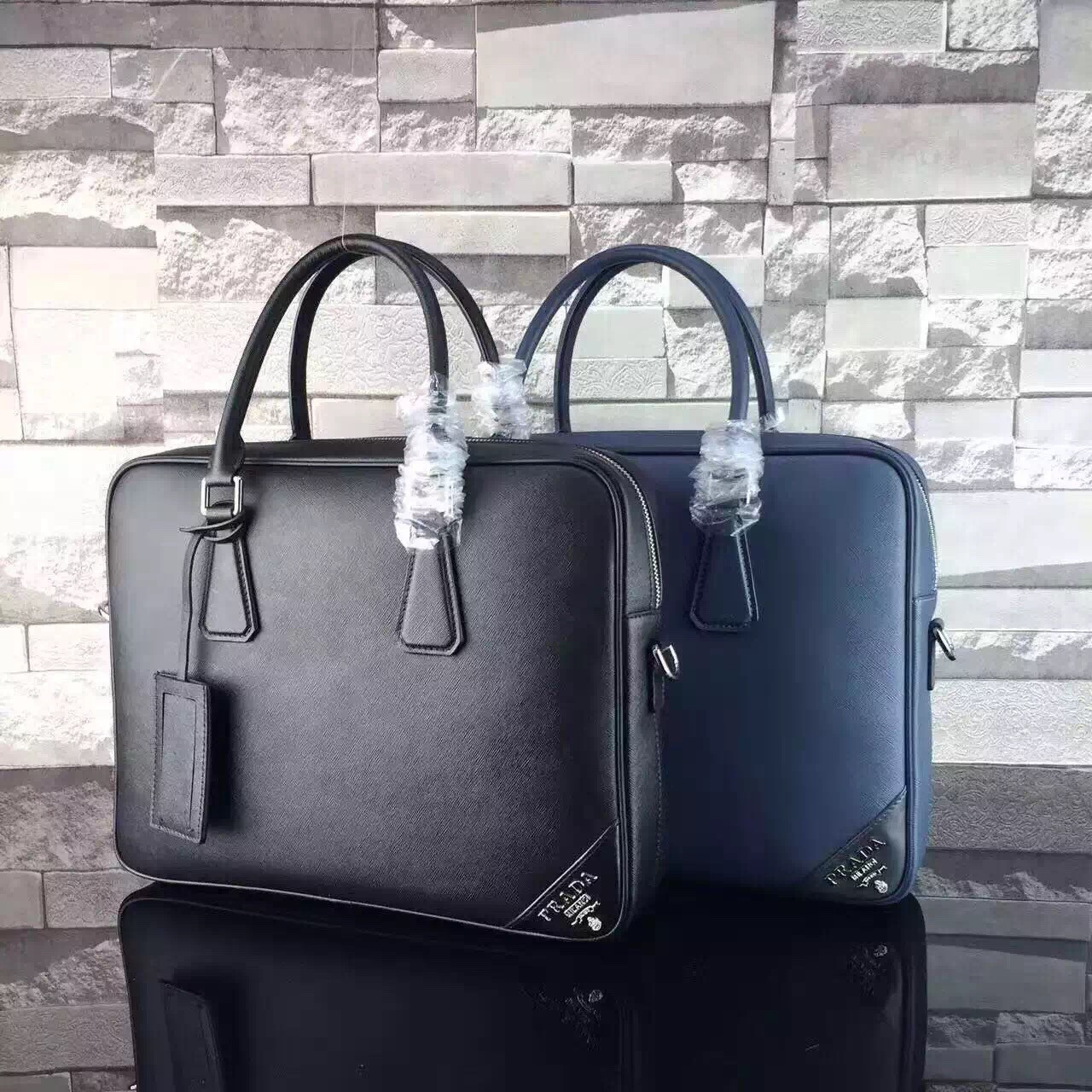 z642912844393 624977862016d6bdd3ae080df1c02991 - T&uacute;i X&aacute;ch Nam Prada Si&ecirc;u Cấp TXNPD0007