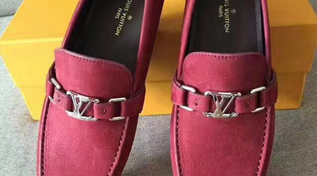 z725018619623 3001b6c024519c6a6be3ad3b7477d4d1 1024x568 - Gi&agrave;y Nam Louis Vuitton Si&ecirc;u Cấp GNLV0089