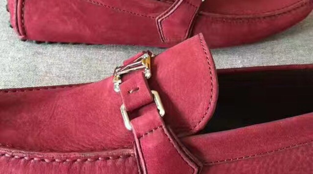 z725018641049 e647a2d619b0b2356d10ec3fb0e20126 1024x568 - Gi&agrave;y Nam Louis Vuitton Si&ecirc;u Cấp GNLV0089