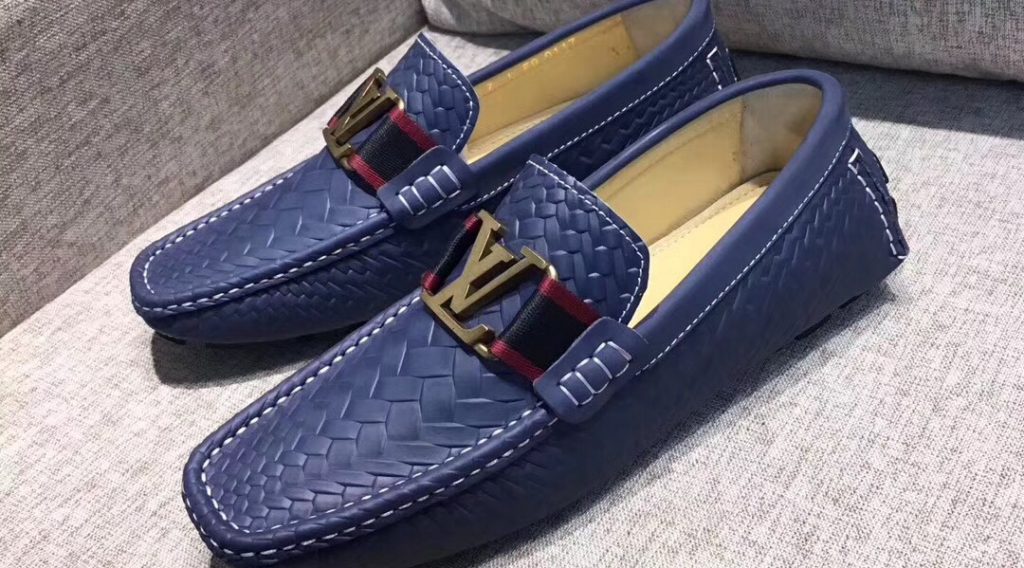 z803059764258 0408b88cd2d77b013c0486e5a882d445 1024x568 - Gi&agrave;y Nam Louis Vuitton Si&ecirc;u Cấp GNLV0112