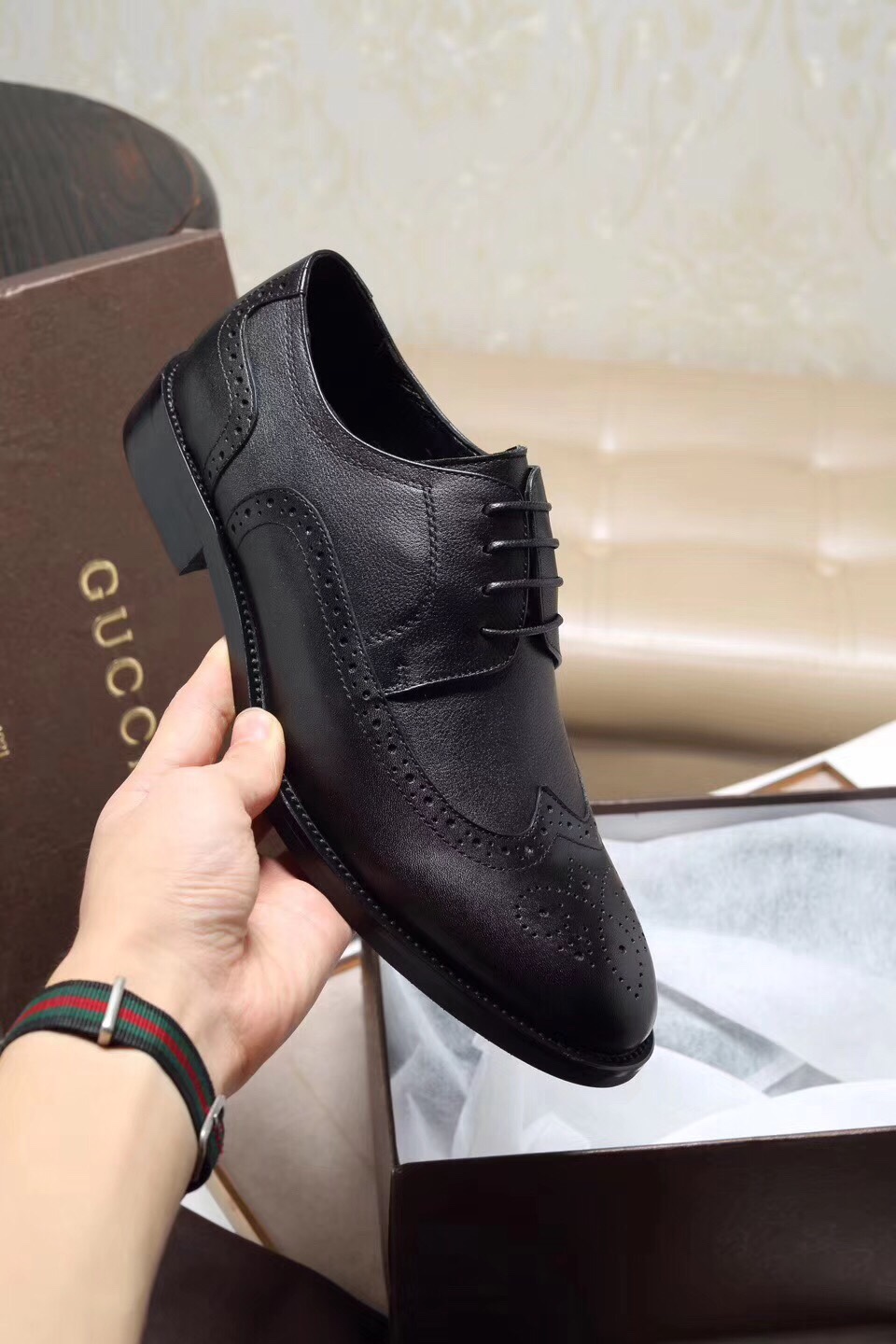 Giày Nam Gucci Siêu Cấp GNGC0019 z803062890045 b3c484cdc2e37e23d129eeca78f899c7 510x765 - Giày Nam Gucci Siêu Cấp GNGC0019
