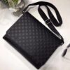 z1020370673824 1464f87eb8b7490d6c7010b5cf960062 100x100 - Túi Xách Nam Louis Vuitton Siêu Cấp TXNLV0052