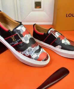 Giày Nam Louis Vuitton Siêu Cấp - GNLV0158 z1033675890891 e3c7cfdab7ad99f015d5d12518bd407c 247x296 - Giày Nam Louis Vuitton Siêu Cấp - GNLV0158