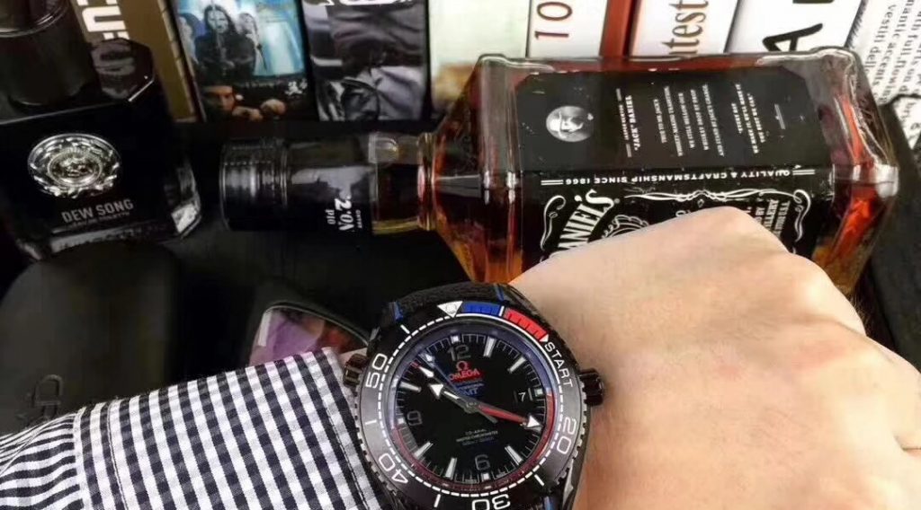 z1047136404769 b765a6604475a4d31b134241eaa6971b 1024x568 - Đồng hồ Omega si&ecirc;u cấp &ndash; DHOM0011