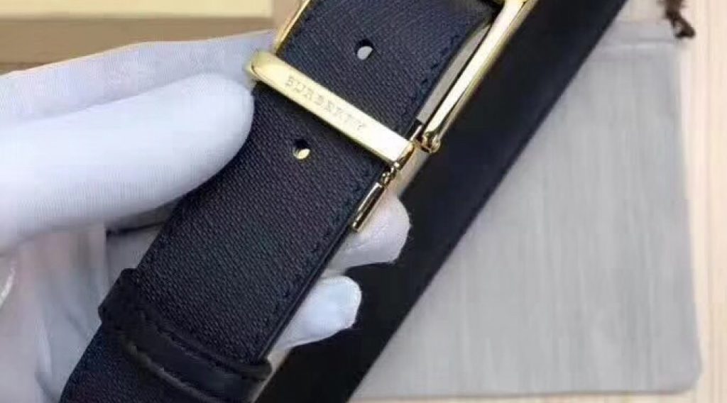 z1052393054469 84dbbb758fd308af07e8d17d46565ae1 1024x568 - Thắt Lưng Nam Burberry Si&ecirc;u Cấp TLNBB0005