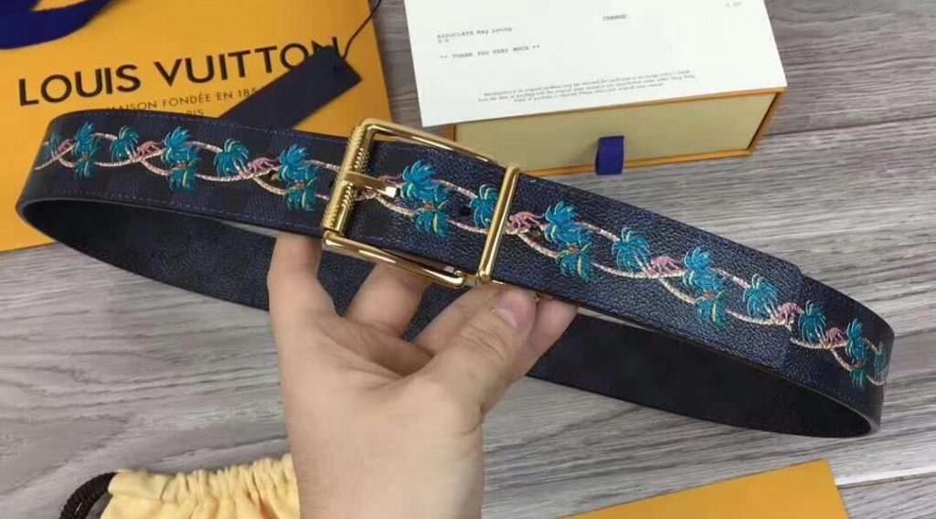 z1052393546625 5b4d90db89ea8e60d1eff3cf77d2585f 1024x568 - Thắt Lưng Nam Louis Vuitton Si&ecirc;u Cấp TLNLV0052