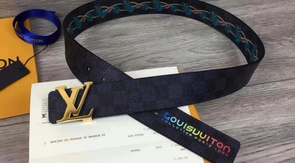z1052393577978 dbdd62282c978b8bc17bdbae516de1e2 1024x568 - Thắt Lưng Nam Louis Vuitton Si&ecirc;u Cấp TLNLV0051