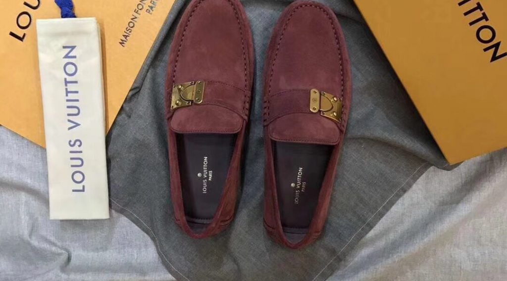 z1059382602508 93016fe16dc35cbfd9b3d9c9e8374e1d 1024x568 - Gi&agrave;y Nam Louis Vuitton Si&ecirc;u Cấp &ndash; GNLV0165