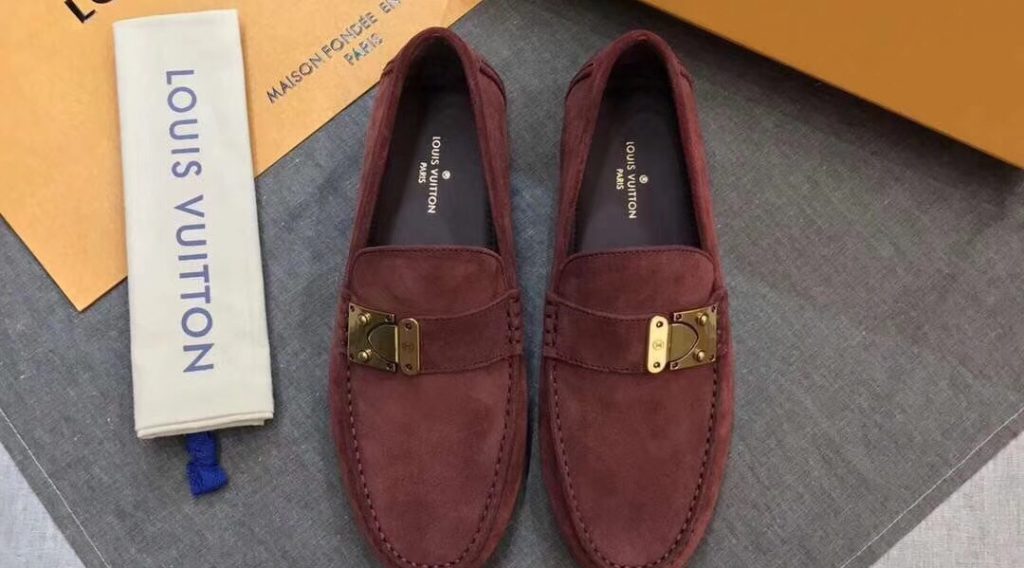 z1059382658175 9cb33f63247332d73920b9ffb88fe751 1024x568 - Gi&agrave;y Nam Louis Vuitton Si&ecirc;u Cấp &ndash; GNLV0165