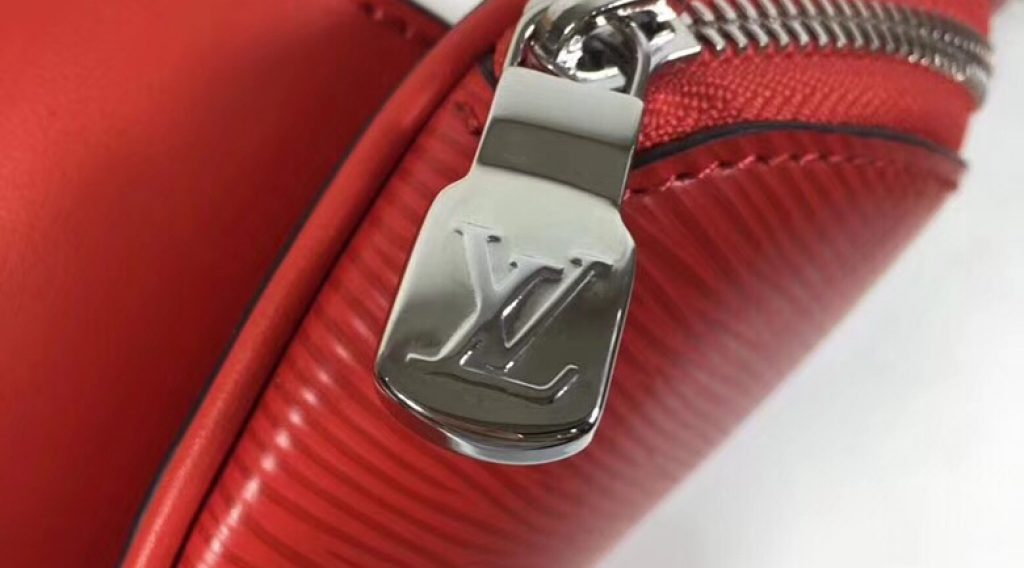 z1062456302153 ce72a48d5ff3fd95a497b713aaad839c 1024x568 - T&uacute;i X&aacute;ch Nam Louis Vuitton Si&ecirc;u Cấp TXNLV0064