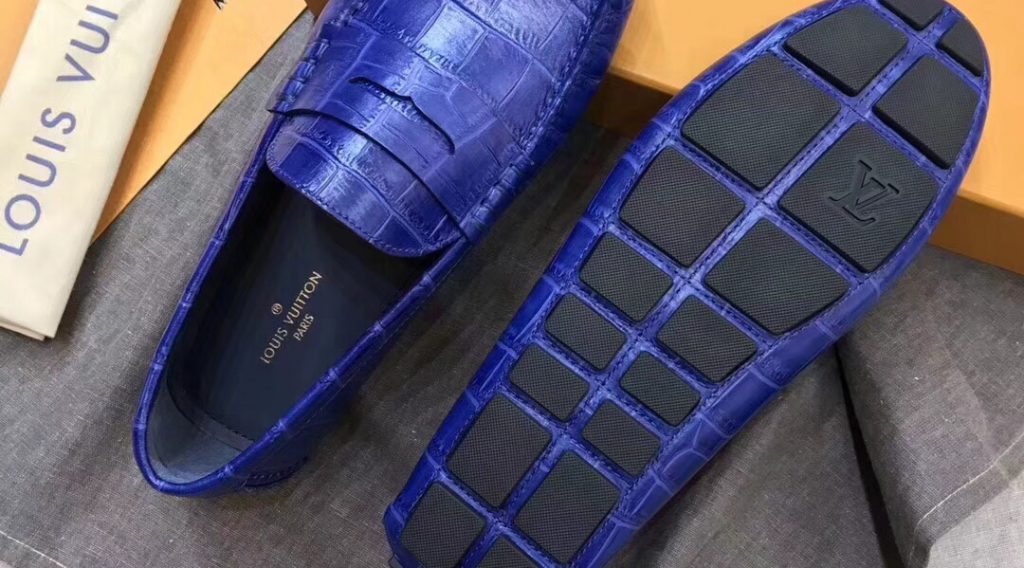 z1059381463143 cf0a9566568d9a7e47039cdf43ff2119 1024x568 - Gi&agrave;y nam Louis Vuitton si&ecirc;u cấp VIP &ndash; GNLV0173