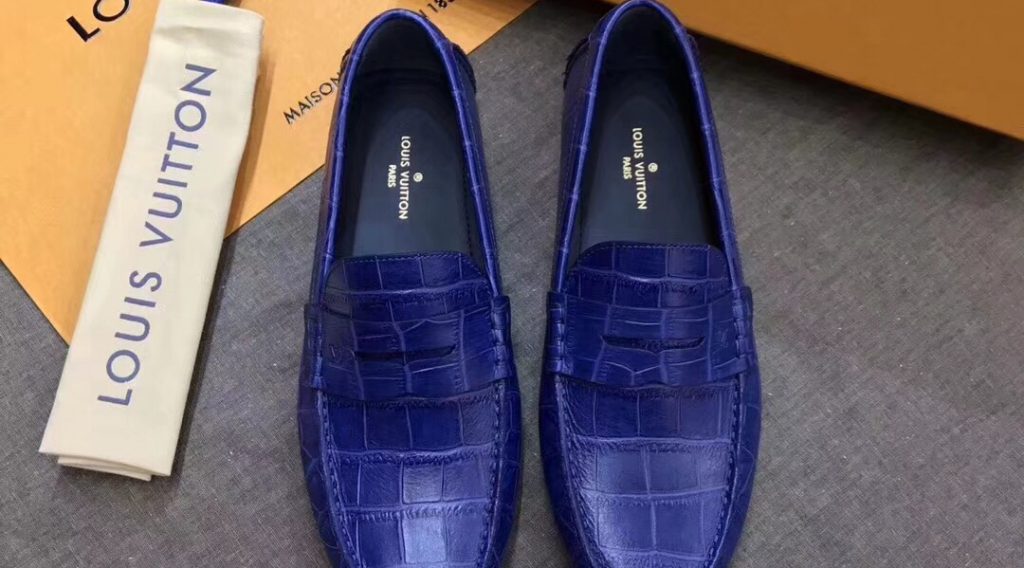 z1059381467518 5ef1440a9e91d5484aaccc0265ff903d 1024x568 - Gi&agrave;y nam Louis Vuitton si&ecirc;u cấp VIP &ndash; GNLV0173