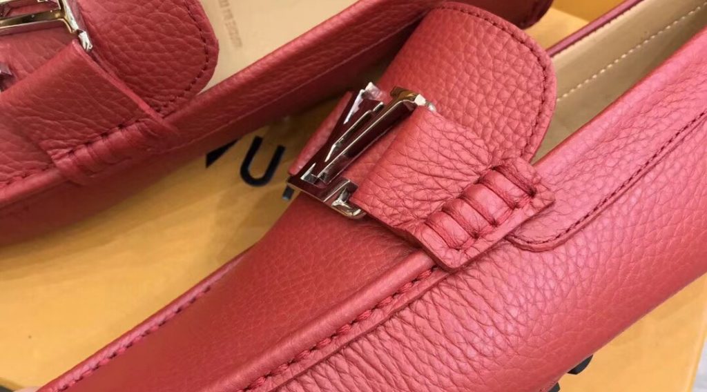 z1059381497225 249d18feddca258e1946bef45c91bff9 1024x568 - Gi&agrave;y nam Louis Vuitton si&ecirc;u cấp VIP - GNLV0170