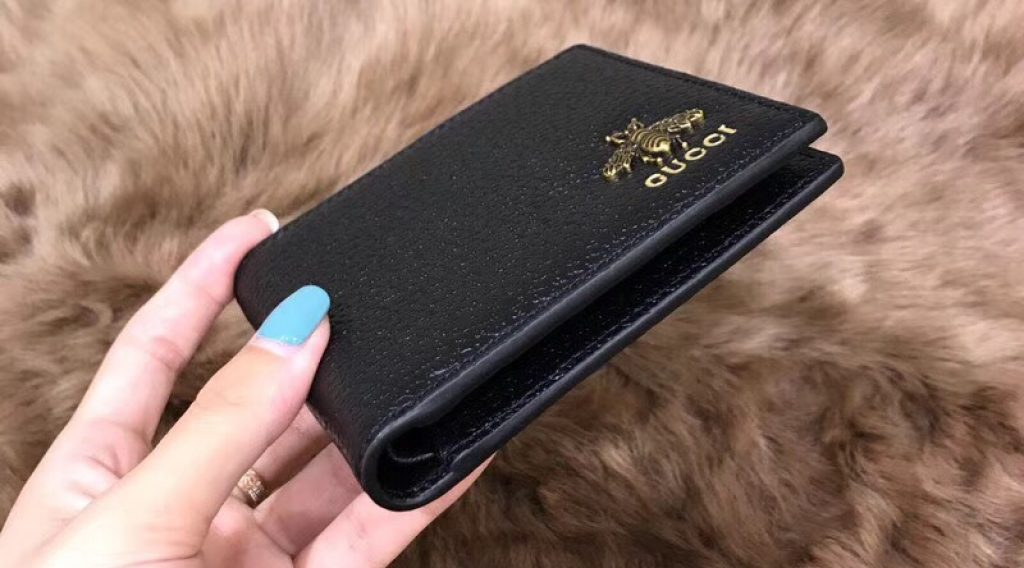 z1137046548483 1df754b668a4b9cfb211d4161217a1ea 1024x568 - V&iacute; nam Gucci si&ecirc;u cấp &ndash; VNGC0013